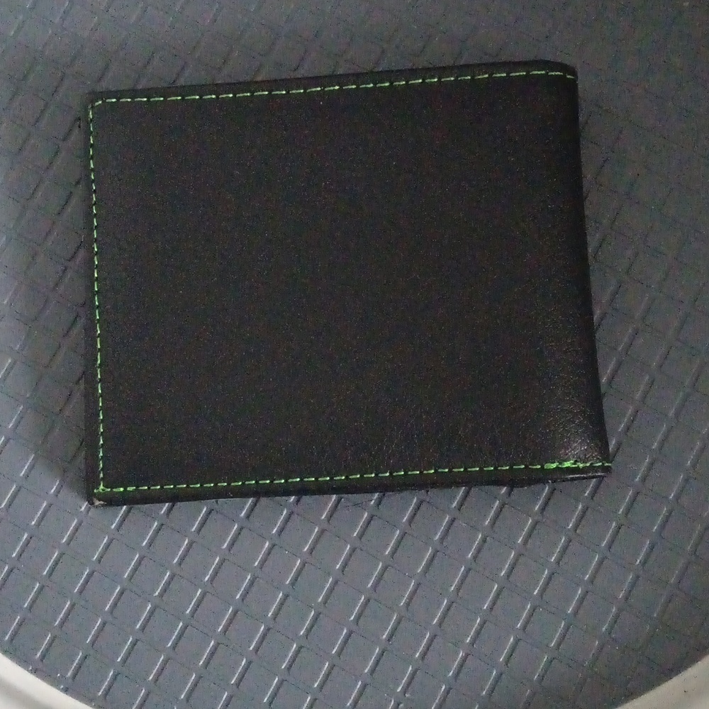 Mickey Mouse Wallets - Picture 3 of 7